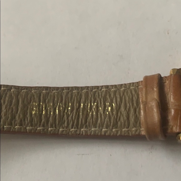 Woman’s Guess Watch w/ Leather Band - Picture 5 of 5